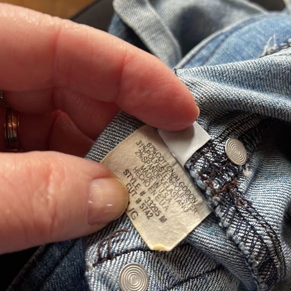 Heartbreaker Triple Button Denim Shorts - Large - Picture 6 of 10